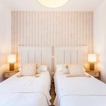 Benimar Апартаменти Адехе